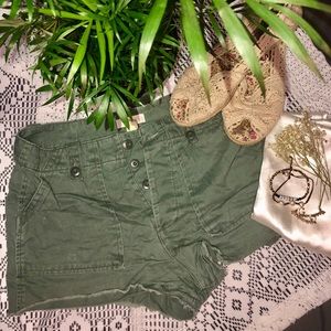 army green cotton high waisted shorts